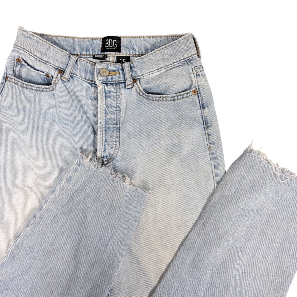 BDG Urban Outfitters Slim Straight Light Wash High Rise Jeans 25 Raw Hem